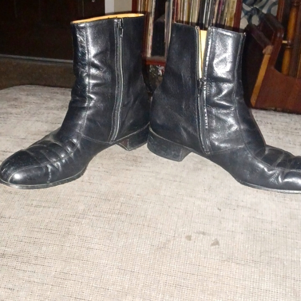Custom Italian design boots
